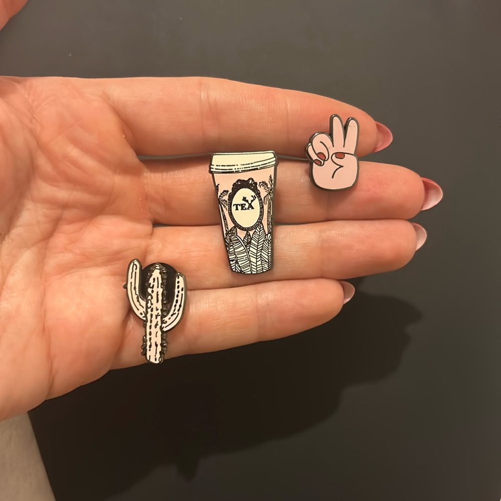 Alfred’s Tea pintrill pins